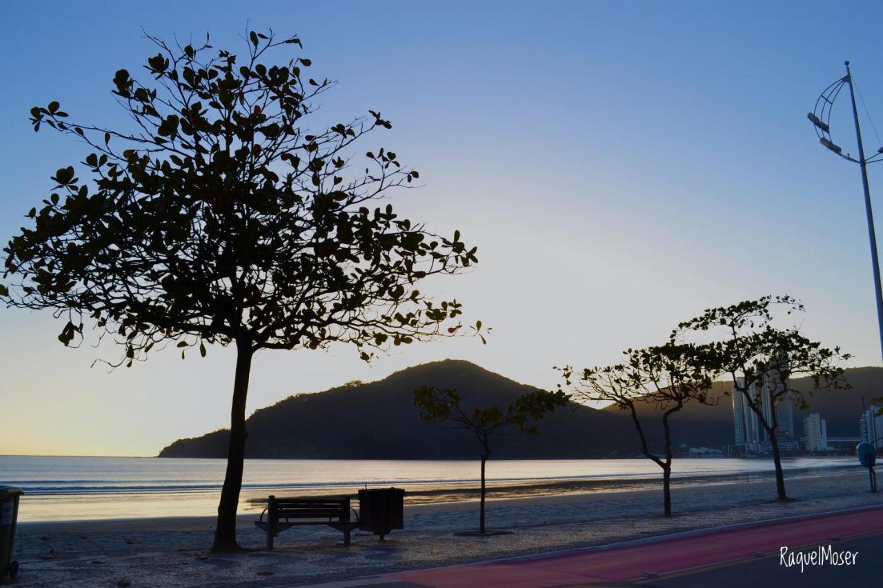 Apto. Beira Mar Em Bal. Camboriu Apartamento *